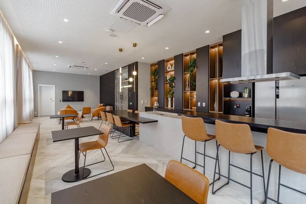 Em Pinheiros, viva São Paulo conectada, com conforto e estilo.