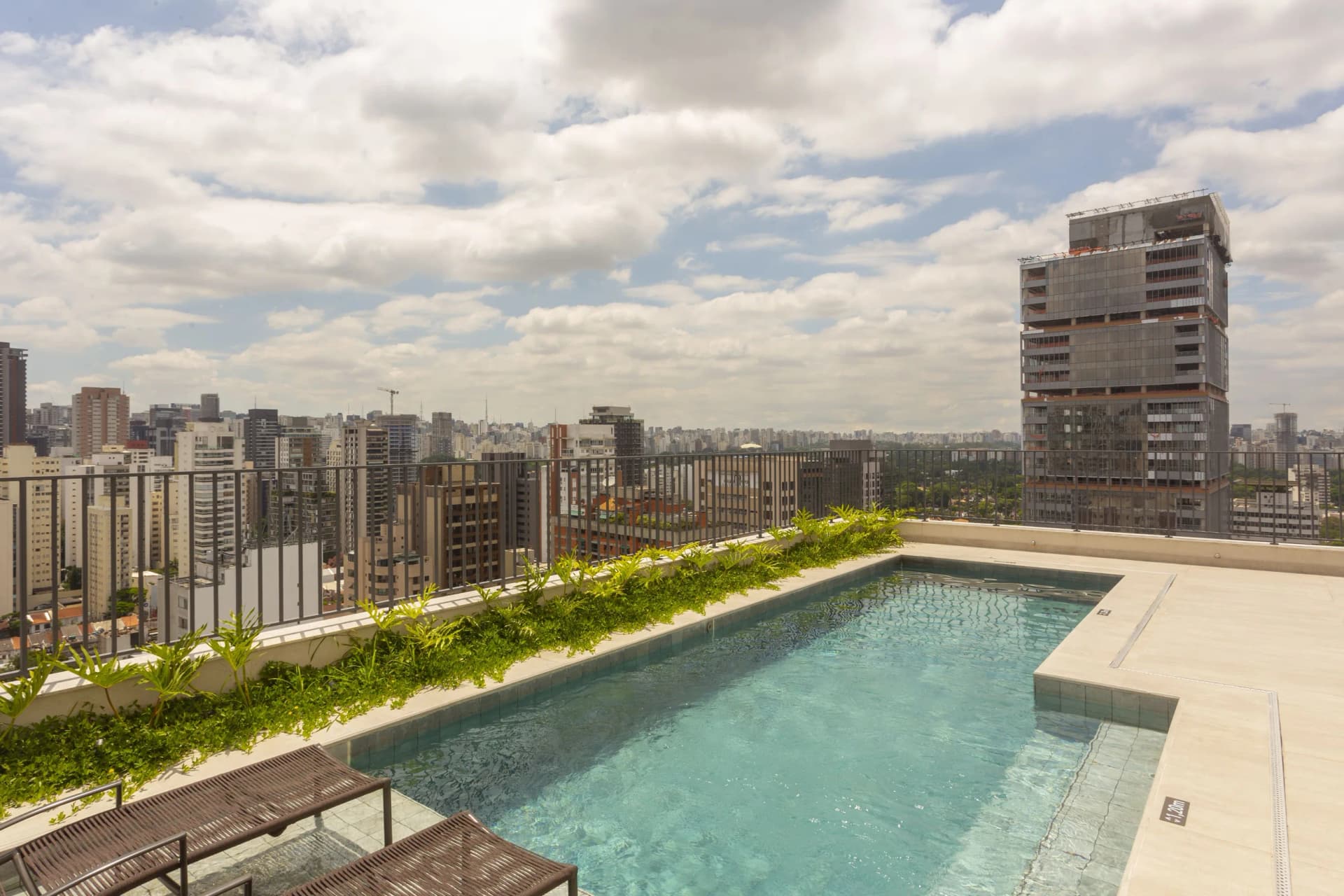 Piscina no Rooftop